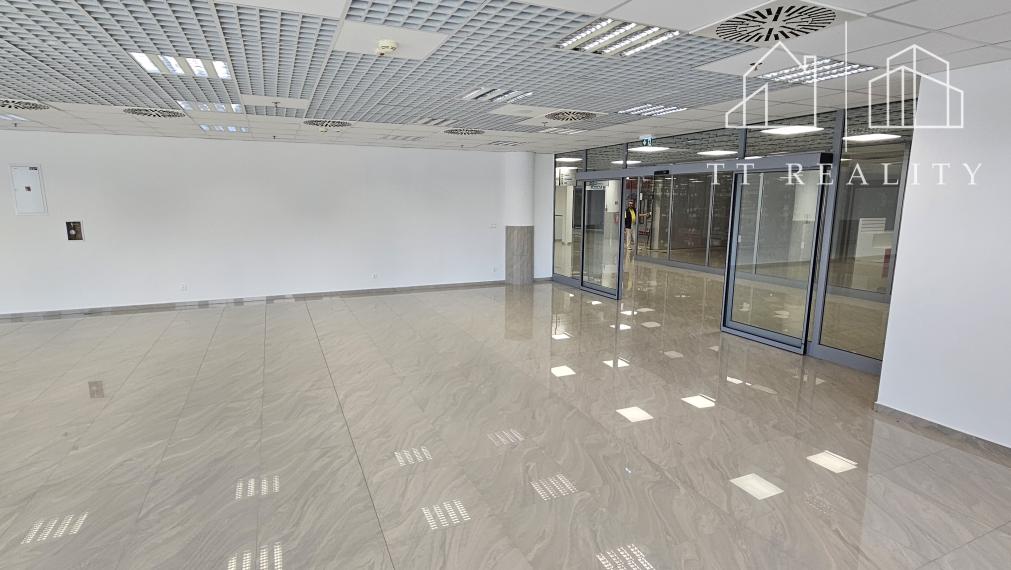 TT Reality - moderné obchodné priestory v OD Jednota