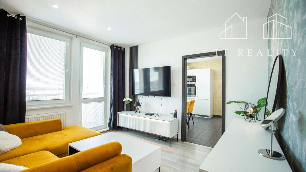 - PREDANÉ - Moderný 3-izbový byt v blízkosti centra