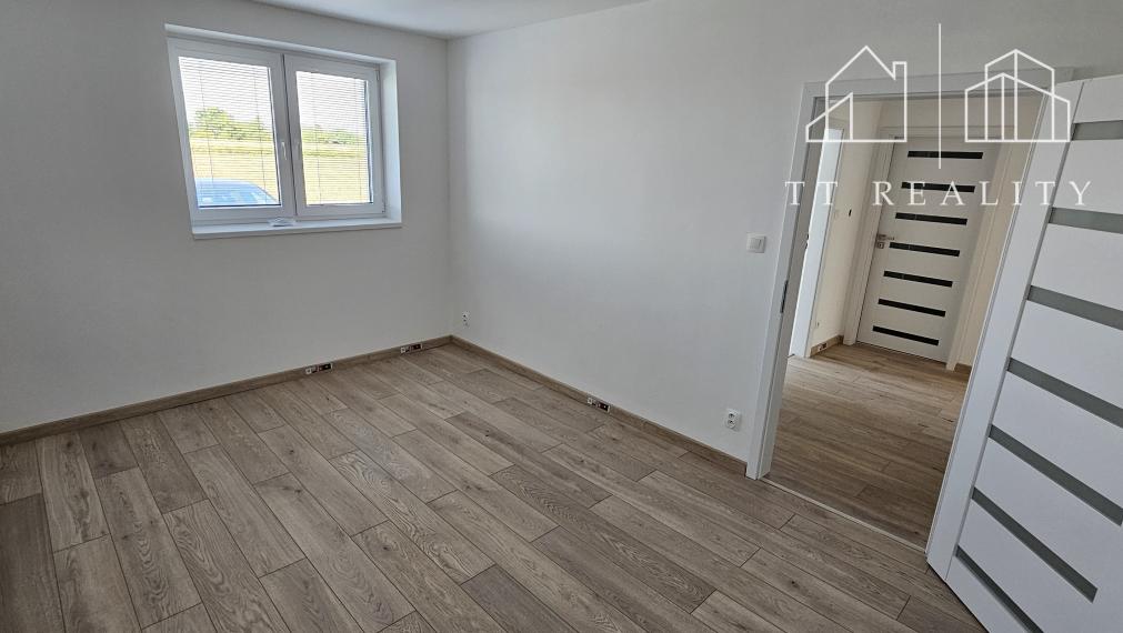 Moderné novostavby vo výbornej lokalite - Biely Kostol