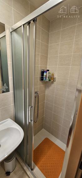 TT Reality- PREDANÉ - pekná chata v krásnom prostredí neďaleko Piešťan