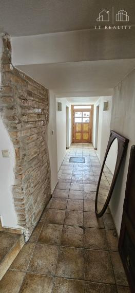 TT Reality - meštiacky dom v centre Trnavy z ktorého dýcha história