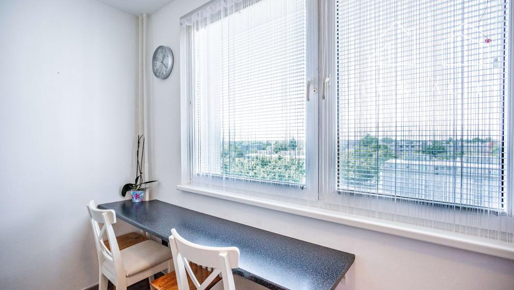 TT Reality - REZERVOVANÉ - priestranný, útulný 2-izbový byt v pokojnom prostredí neďaleko Bratislavy