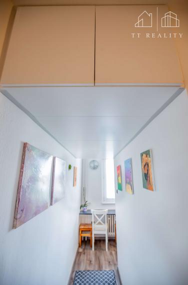 TT Reality - REZERVOVANÉ - priestranný, útulný 2-izbový byt v pokojnom prostredí neďaleko Bratislavy