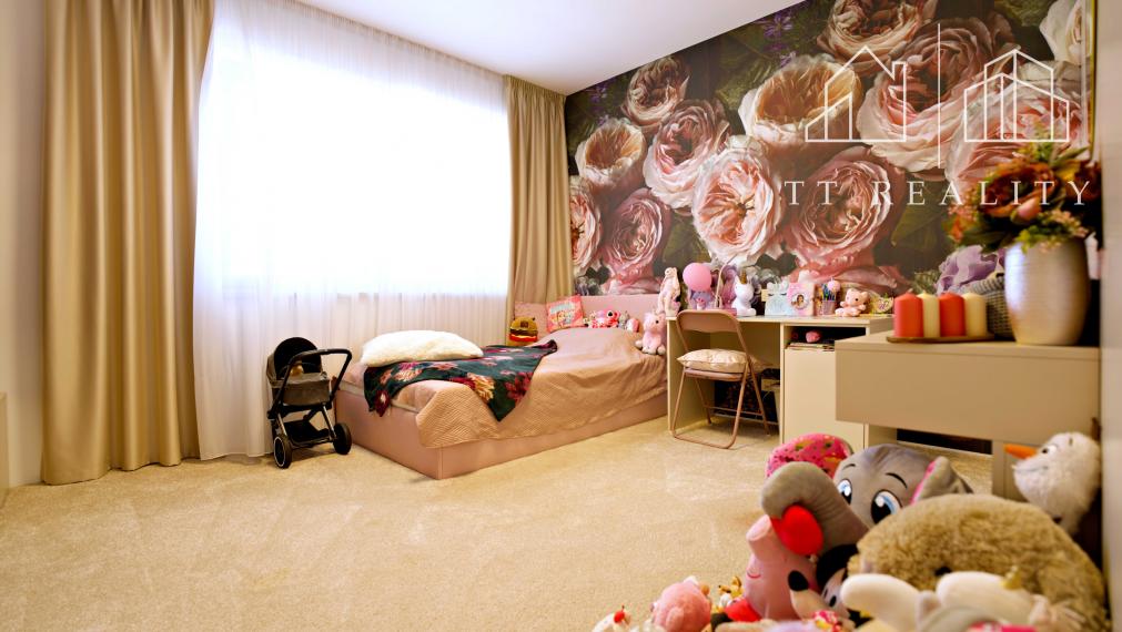 TT Reality - moderný rodinný dom plný technológií a pohodlia - Biely Kostol