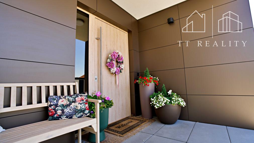 TT Reality - moderný rodinný dom plný technológií a pohodlia - Biely Kostol