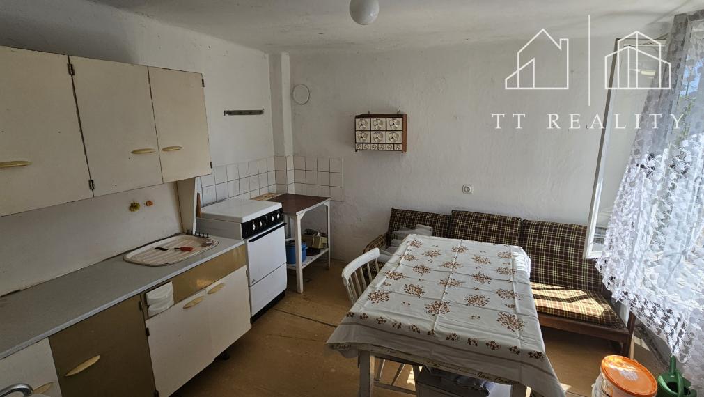 TT Reality - PREDANÉ - vidiecky rodinný dom blízko priehrady - Horné Orešany