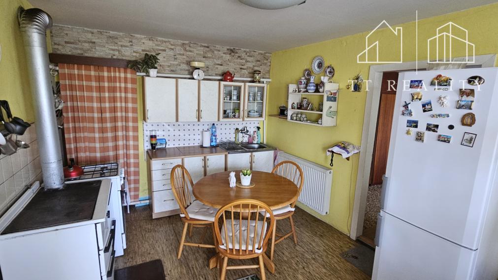 TT Reality - PREDANÉ - vidiecky rodinný dom blízko priehrady - Horné Orešany