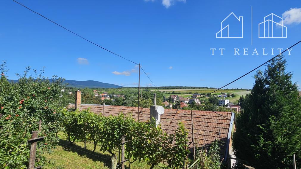 TT Reality - PREDANÉ - vidiecky rodinný dom blízko priehrady - Horné Orešany