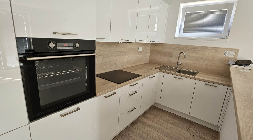 TT Reality - 4-izbová novostavba rodinného domu v obci Opoj