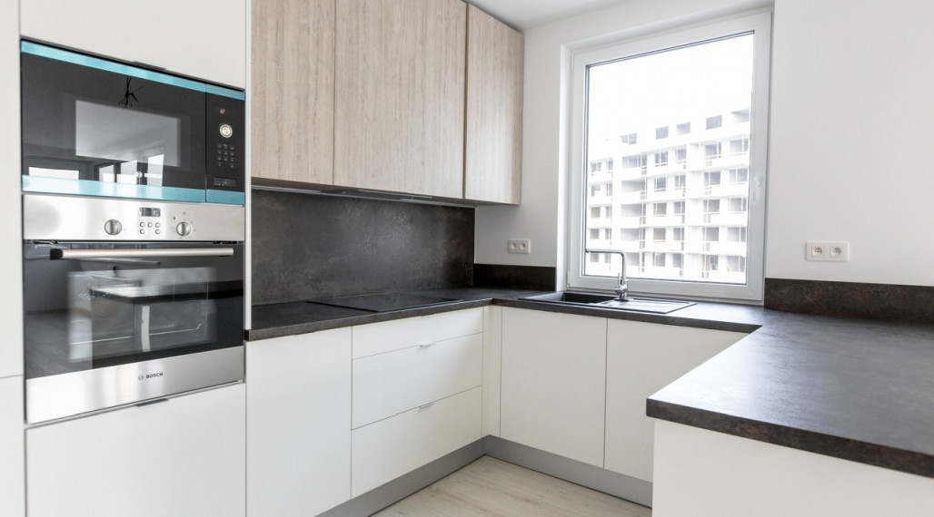 TT Reality - PREDANÉ - priestranný 3-izbový byt vo výbornej lokalite