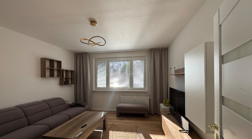 TT Reality - vkusne zrekonštruovaný 2-izbový byt vo vyhľadávanej lokalite