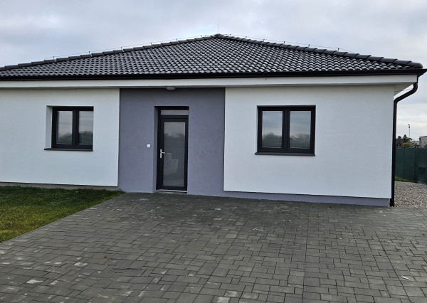 Moderné novostavby vo výbornej lokalite - Biely Kostol