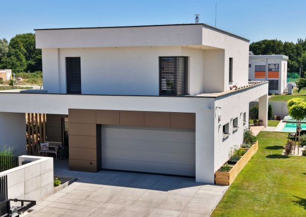 TT Reality - moderný rodinný dom plný technológií a pohodlia - Biely Kostol