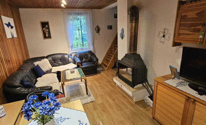 TT Reality- PREDANÉ - pekná chata v krásnom prostredí neďaleko Piešťan - fotografia 5
