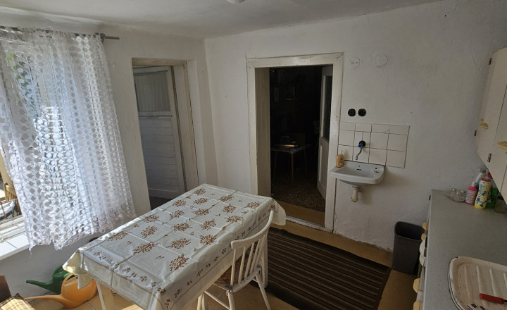 TT Reality - PREDANÉ - vidiecky rodinný dom blízko priehrady - Horné Orešany - fotografia 9