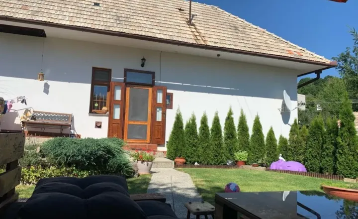 TT Reality - Príjemná, útulná chalupa/rodinný dom v obci Dlžín (okres Prievidza)